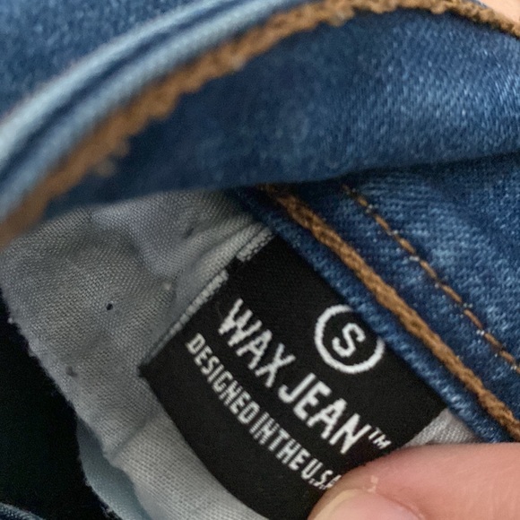 Jean shorts - Picture 3 of 3